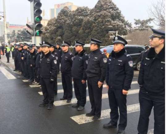 ���ͻ�Ӱ�����ͻ�l(f��)��r��ô̎��