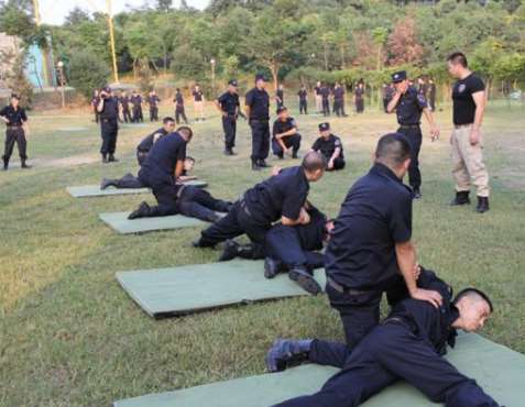 ���ӽ�Q�������չ�˾��������